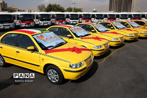 آیین تحویل دو‌ هزارمین تاکسی جایگزین و 200 دستگاه اتوبوس در طرح نوسازی ناوگان فرسوده