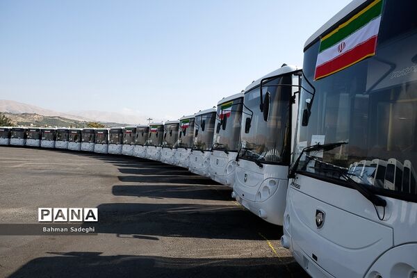 آیین تحویل دو‌ هزارمین تاکسی جایگزین و 200 دستگاه اتوبوس در طرح نوسازی ناوگان فرسوده