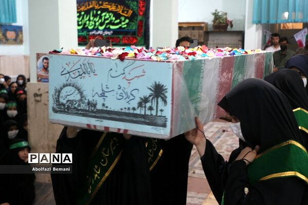 استقبال از شهید گمنام در دبیرستان شاهد رضویه قم
