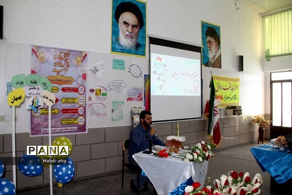 زنگ نمادین آغاز هفته پیوند اولیا و مربیان در مدارس شهرستان بهبهان