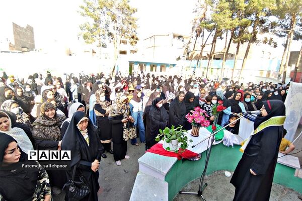 برگزاری انتخابات انجمن ‌اولیا و مربیان دبستان دخترانه سمیه شهرستان قرچک
