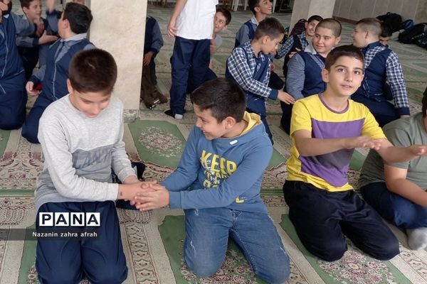 اجرای طر ح «نماز نور چشم » در دبستان ایمان رودهن