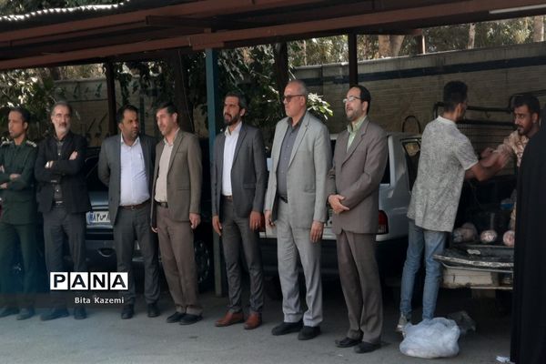 کمک‌های مومنانه برای دانش‌آموزان بی‌بضاعت ناحیه یک شهرری