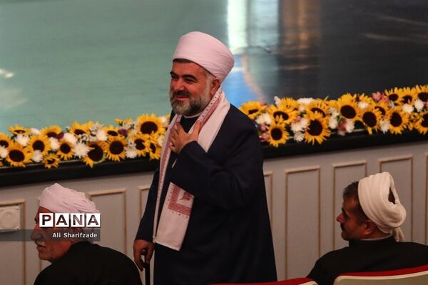 آیین اختتامیه نخستین کنگره ملی شعر وحدت اسلامی