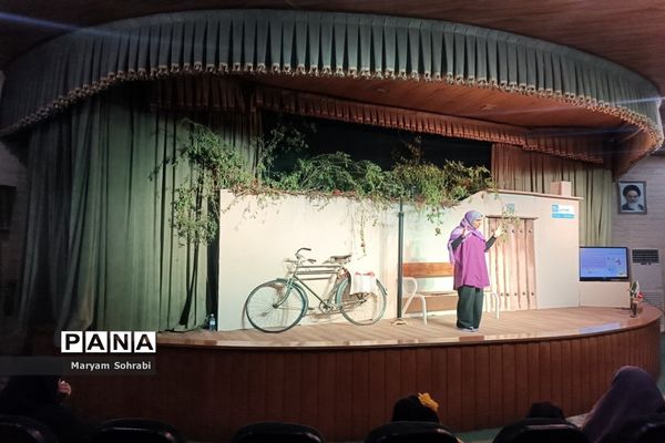 برگزاری مرحله استانی جشنواره بین‌المللی قصه‌گویی در شیراز