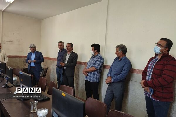 برگزاری نشست تخصصی‌ کنکور سراسری ویژه والدین در رودهن