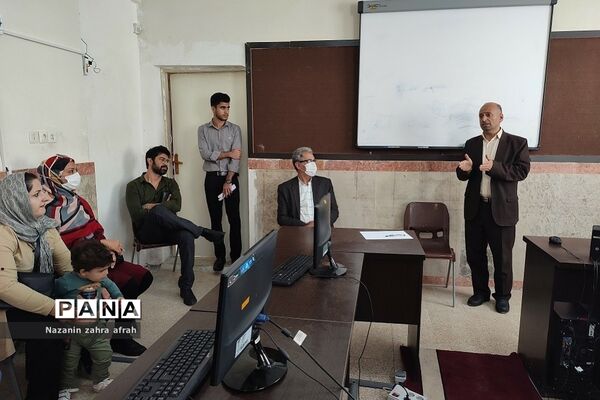 برگزاری نشست تخصصی‌ کنکور سراسری ویژه والدین در رودهن