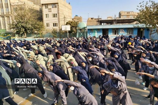 برگزاری مسابقات ورزشی درآموزشگاه الزهرا(س) اسلامشهر