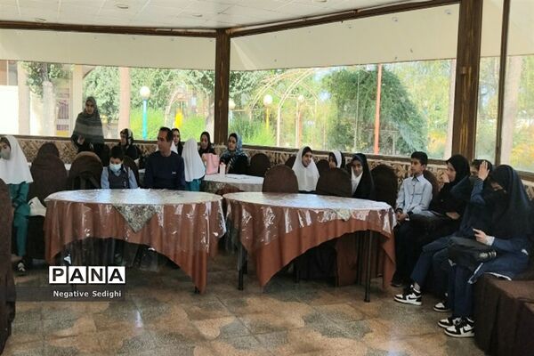 داوری و تقدیر از برگزیدگان طرح سکوی ایران قوی در آباده