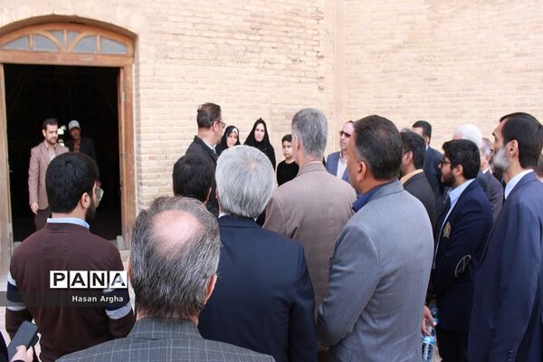 بازدید مدیران سازمان دانش‌آموزی استان‌ها از گنبد سلطانیه و حسینیه اعظم زنجان
