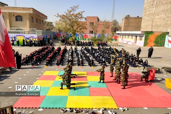 نواختن زنگ هفته تربیت‌بدنی در پاکدشت