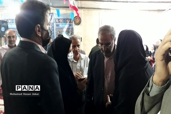 نشست مردمی مدیرکل آموزش و پرورش فارس با مردم شهرک سعدی شیراز