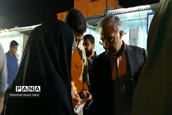 نشست مردمی مدیرکل آموزش و پرورش فارس با مردم شهرک سعدی شیراز