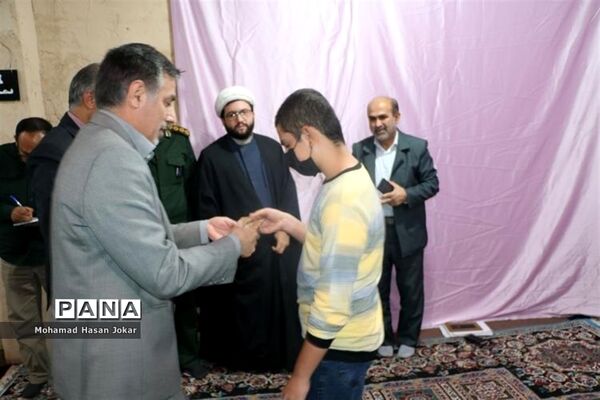 نشست مردمی مدیرکل آموزش و پرورش فارس با مردم شهرک سعدی شیراز