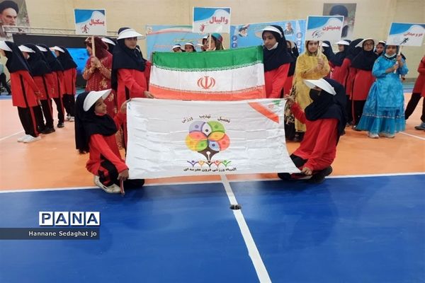 آیین افتتاحیه سالن ورزشی زنده‌یاد حسینعلی طباطبایی در هفته تربیت‌بدنی در شیراز