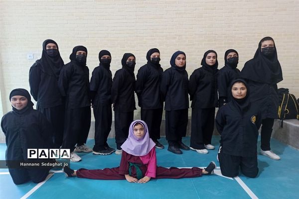 آیین افتتاحیه سالن ورزشی زنده‌یاد حسینعلی طباطبایی در هفته تربیت‌بدنی در شیراز