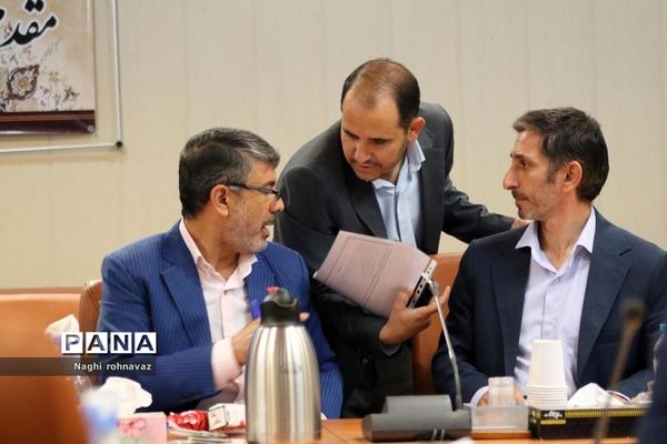 رونمایی از برنامه عملیاتی اداره‌کل آموزش و پرورش شهرستان‌های استان تهران