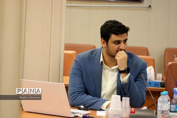 رونمایی از برنامه عملیاتی اداره‌کل آموزش و پرورش شهرستان‌های استان تهران