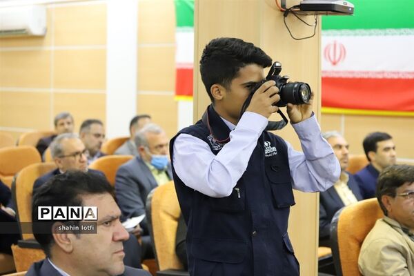 نشست اعضای شورای آموزش و پرورش استان کرمانشاه