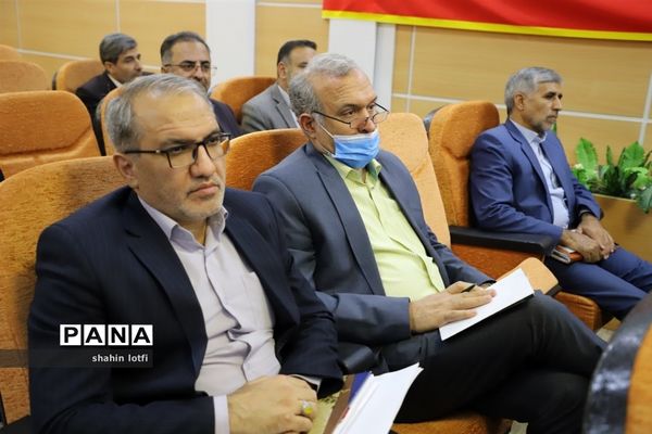 نشست اعضای شورای آموزش و پرورش استان کرمانشاه