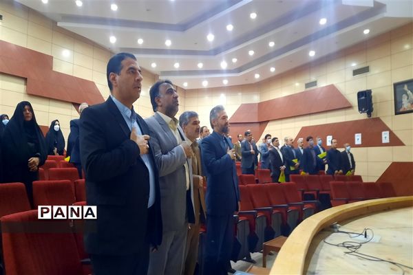 برگزاری همایش کارگاه‌های آموزشی مدیران متوسطه آموزش و پرورش ناحیه ۷مشهد