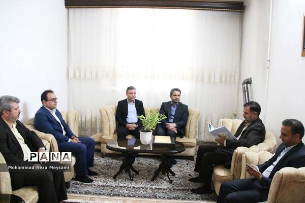 سفر یک روزه معاون وزیر و رییس سازمان مدارس غیردولتی وزارت آموزش و پرورش به استان سمنان