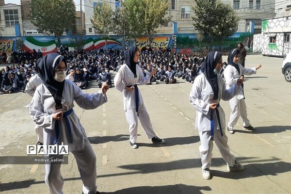 هفته تربیت بدنی در آموزشگاه شهید زهره وند