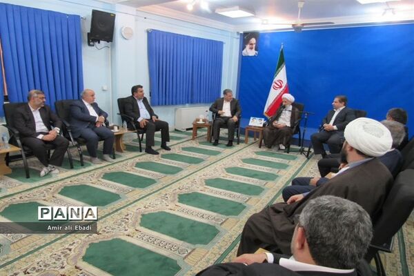 دیدار وزیر جهاد کشاورزی با نماینده ولی فقیه