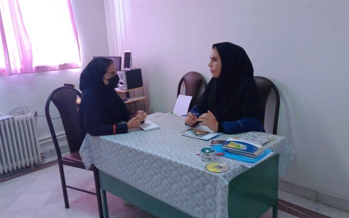 مهم‌ترین کار در مبارزه با افسردگی، تغییر سبک زندگی بیمار است