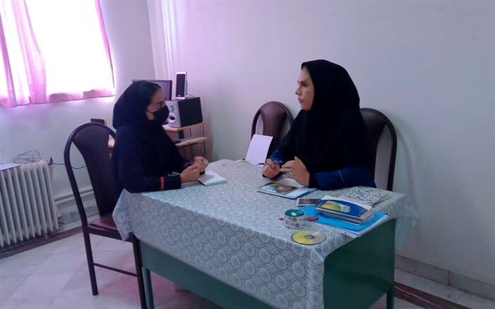 مهم‌ترین کار در مبارزه با افسردگی، تغییر سبک زندگی بیمار است