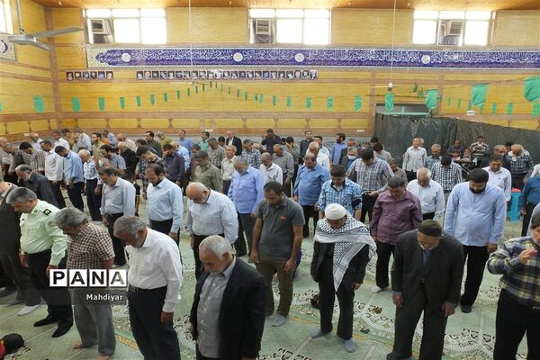 حضور با شکوه مردم ولایتمدار بخش جوادآباد در نماز جمعه