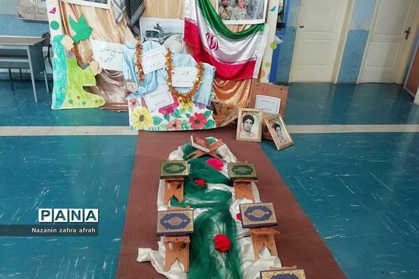 برگزاری محفل انس با قرآن در مدارس رودهن