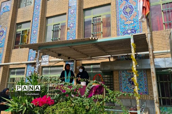 برگزاری جشن ورزش و سلامتی در دبیرستان زینبیه منطقه ۱۳