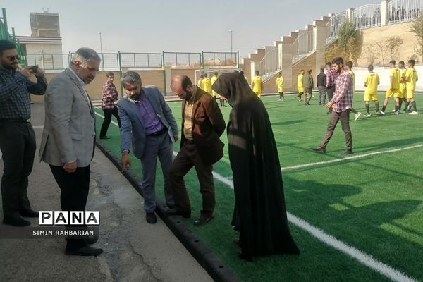 افتتاح زمین چمن دانش‌آموزی در شهرستان پردیس