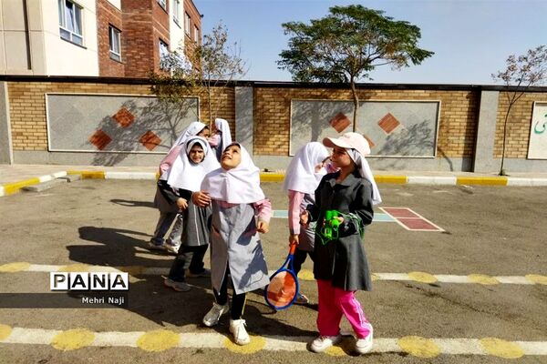 برگزاری المپیاد ورزشی درون‌مدرسه‌ای در آموزشگاه نشاط اسلامشهر