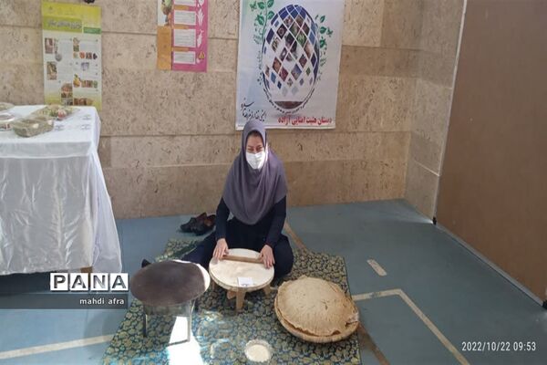 افتتاح نمایشگاه خانواده و هویت ایرانی در دبستان آزاده بهبهان