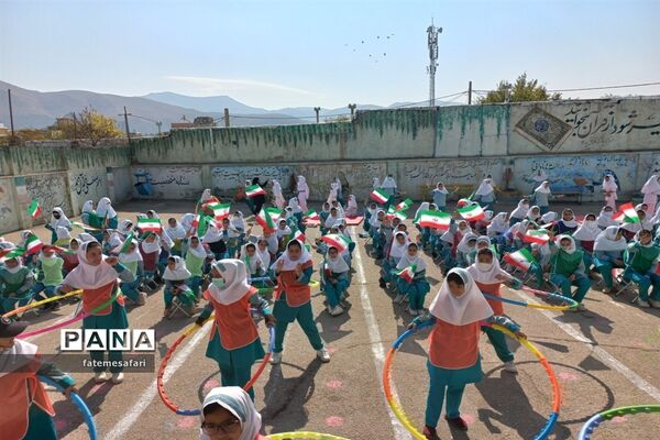 برگزاری مراسم افتتاحیه المپیاد ورزش درون‌مدرسه‌ای در دبستان نجمه فیروزکوه