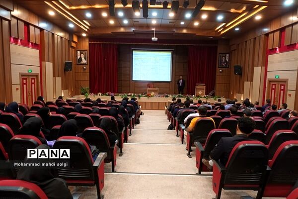 تجلیل از دبیران ورزش شهرستان شهریار به‌مناسبت هفته تربیت‌بدنی