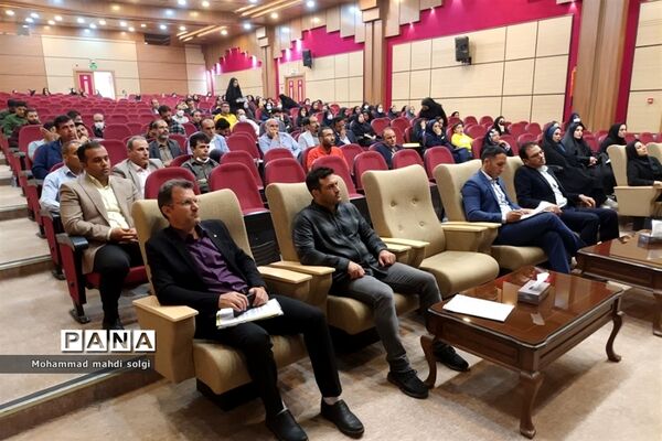 تجلیل از دبیران ورزش شهرستان شهریار به‌مناسبت هفته تربیت‌بدنی