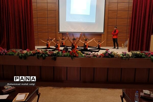 تجلیل از دبیران ورزش شهرستان شهریار به‌مناسبت هفته تربیت‌بدنی