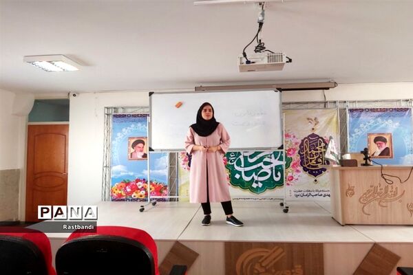 برگزاری جلسه آموزش خانواده در دبیرستان شهیده قزوینی