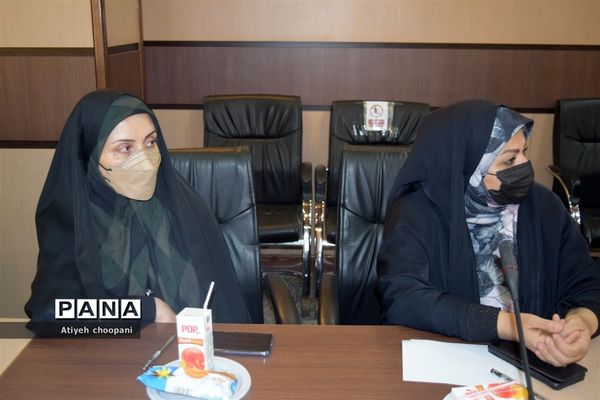 جلسه توجیهی طرح شهردار مدرسه در منطقه ۱۴