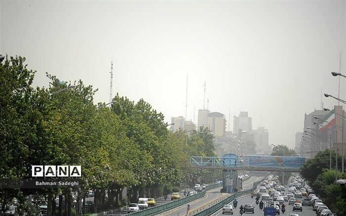 کیفیت هوای تهران در شرایط ناسالم برای گروه‌های حساس