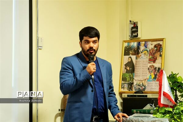 برگزاری همایش مهربان ترین پدر در ناحیه یک شیراز
