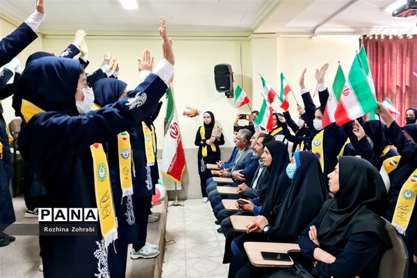 برگزاری همایش مهربان ترین پدر در ناحیه یک شیراز