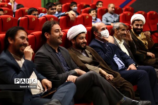 همایش تقدیر از برگزیدگان چهلمین جشنواره فرهنگی هنری «فردا»  در قم