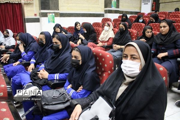 آئین تجلیل از پیشکسوتان ‌تربیت‌بدنی و دانش‌آموزان مدال‌آور استان بوشهر