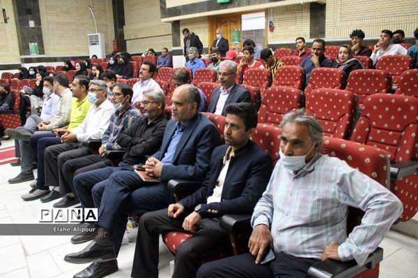 آئین تجلیل از پیشکسوتان ‌تربیت‌بدنی و دانش‌آموزان مدال‌آور استان بوشهر