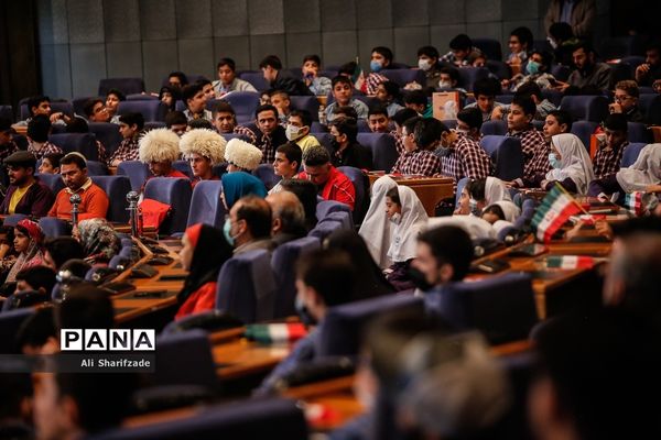 آیین رونمایی از طرح تحولی مدرسه تلویزیونی ایران