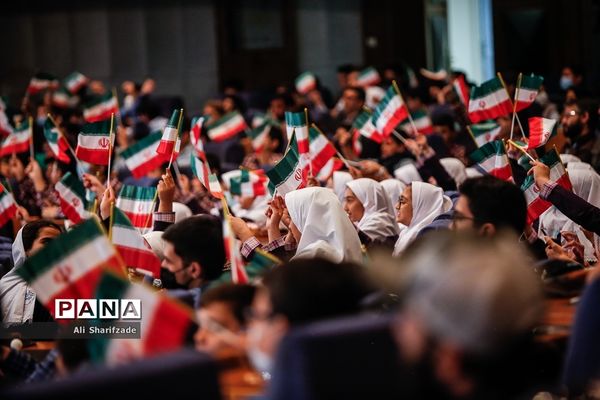 آیین رونمایی از طرح تحولی مدرسه تلویزیونی ایران